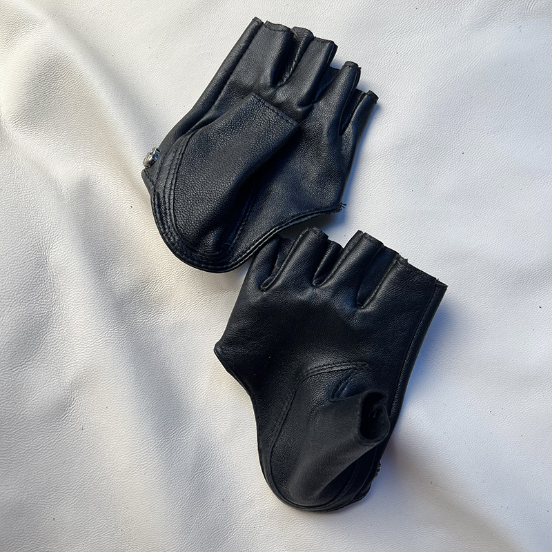 Women's characteristics of black sheepskin half-finger gloves, pure sheepskin material, unlined, ultra-short fingerless motorcycle gloves