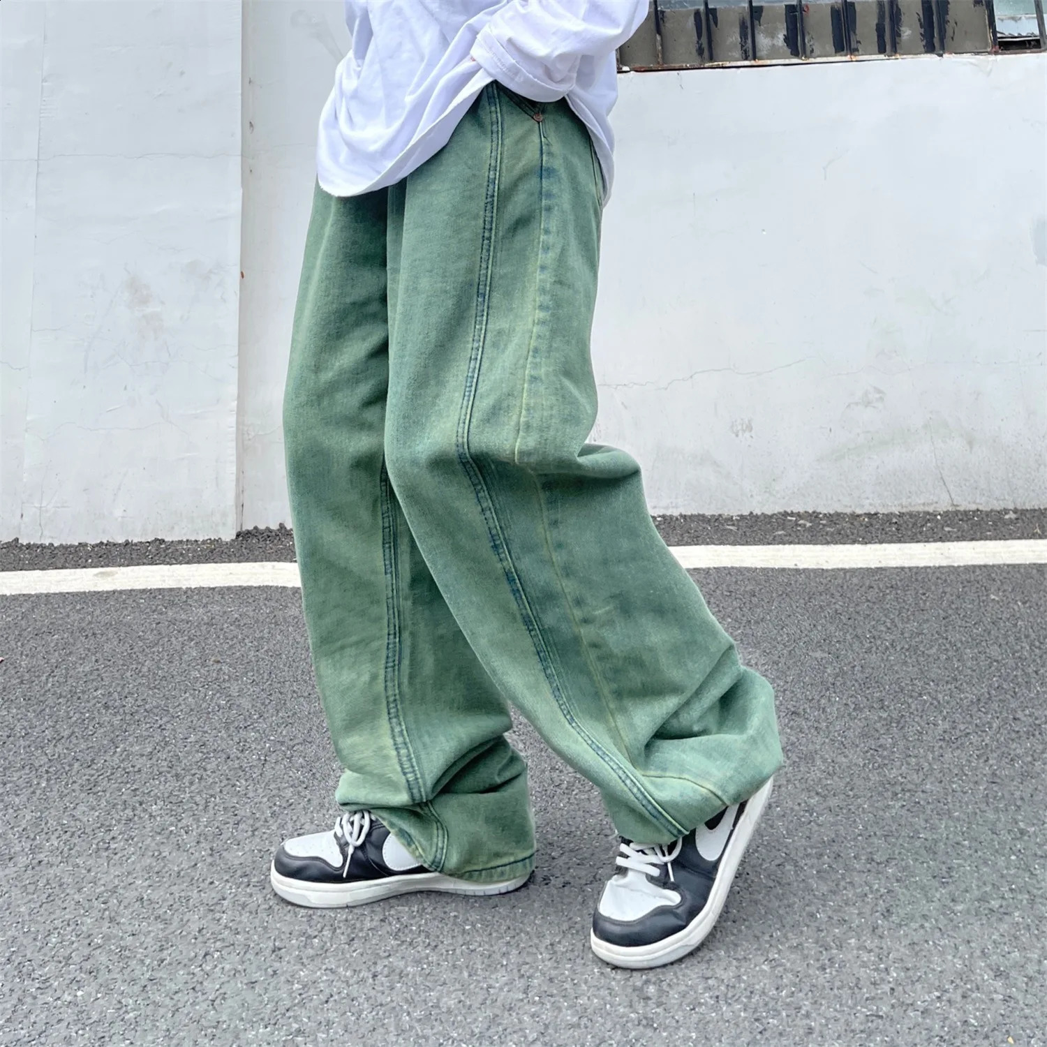Harajuku Style Straight Jeans Mens Y2k Streetwear Trend Green Purple Trousers Casual Baggy Wide Leg Jeans Denim Pants 240816