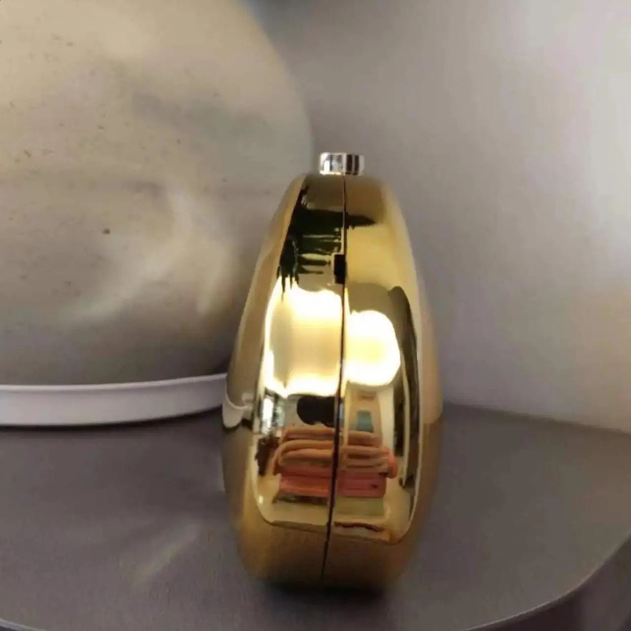 Acrylic Shell shaped Clutch Bag for Womens Night Party Cute Metal Shining Gold Rush Sier Blue Egg Handbag Quality 2024 240819 c7f1