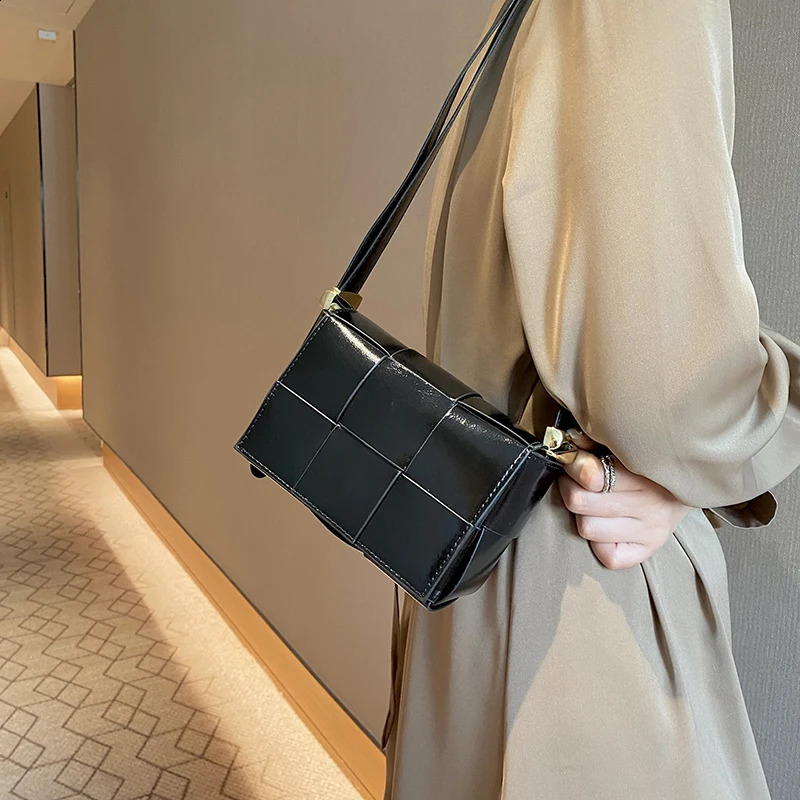 Top Shoulder Bag Woven Bags For Women Leather Fashion Messenger High Quality Crossbody Purse Trendy 240816