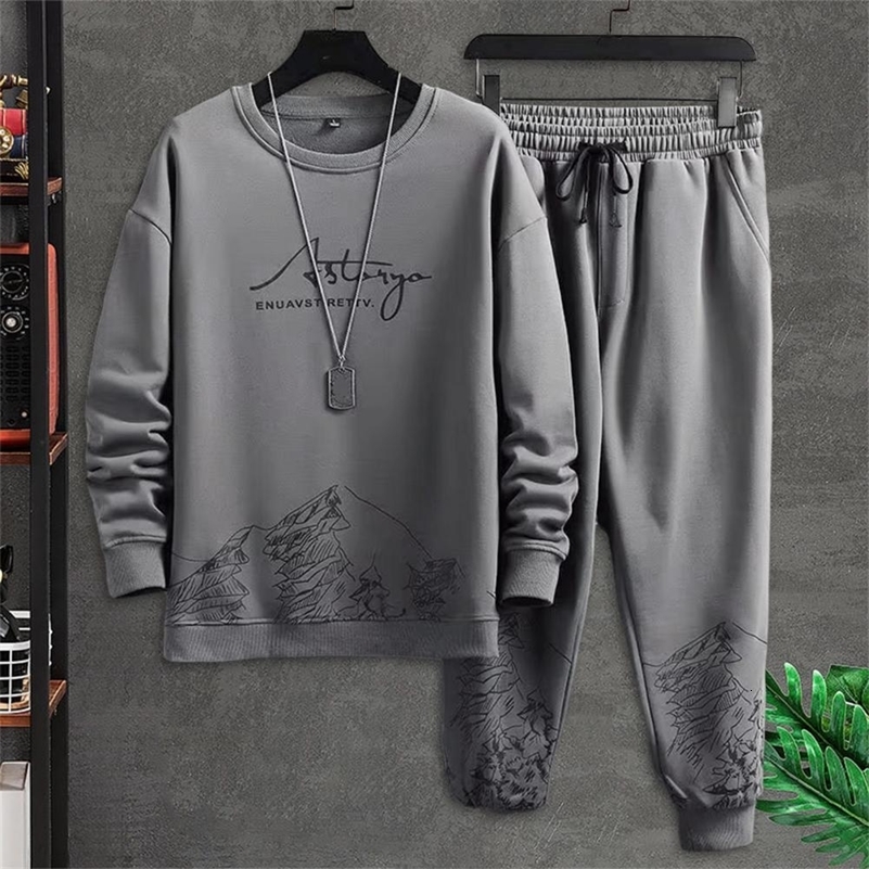 Men Activewear 2-piece Set Mountain Print Mens Casual Tracksuit Set with O-neck Sweatshirt Drawstring Jogger Pants for Autumn 240816