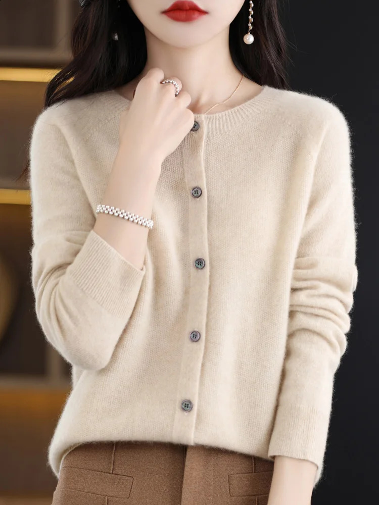 Women O-Neck Cashmere Cardigan 100% Merino Wool Sweater Buttoned Long Sleeve Knitwear For Spring Autumn Solid Basic Top Clothing 240824