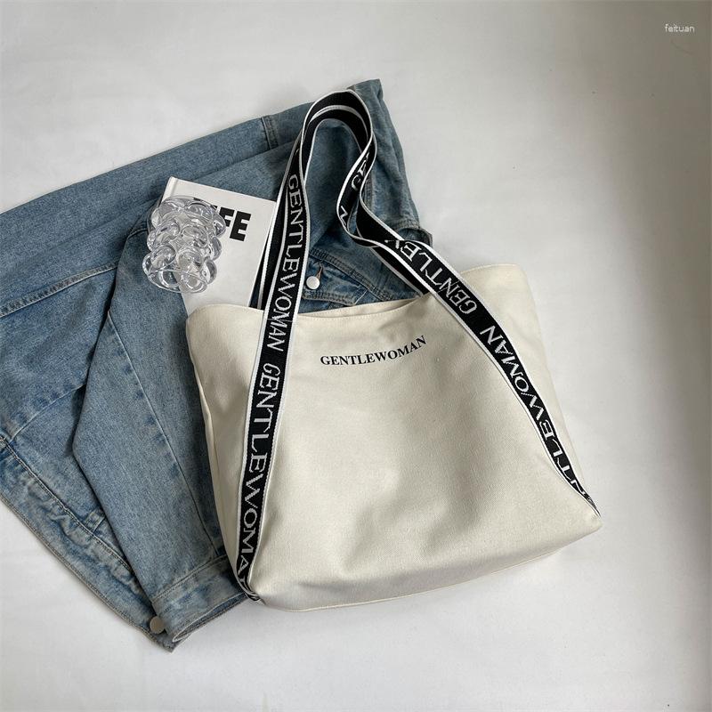 Shoulder Bags Fashion Gentle Woman Strap Letter Printed Canvas Bag 2024 Simple Casual