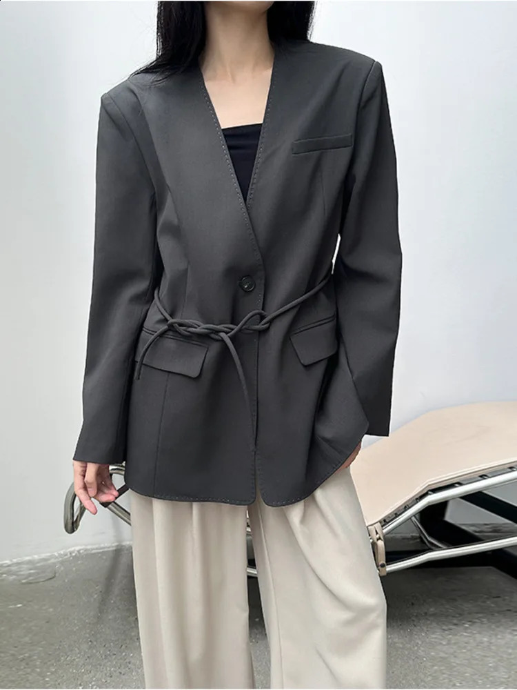 DEAT Fashion Womens Vneck Loose Single Button Lace Waist Long Sleeve Simple Back Sewing Set Jacket Spring Style 7AB507H 240819