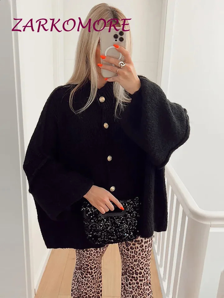 Solid color knitted womens open breasted batwing sleeve button loose floral autumn chic commuting casual sweater 240819