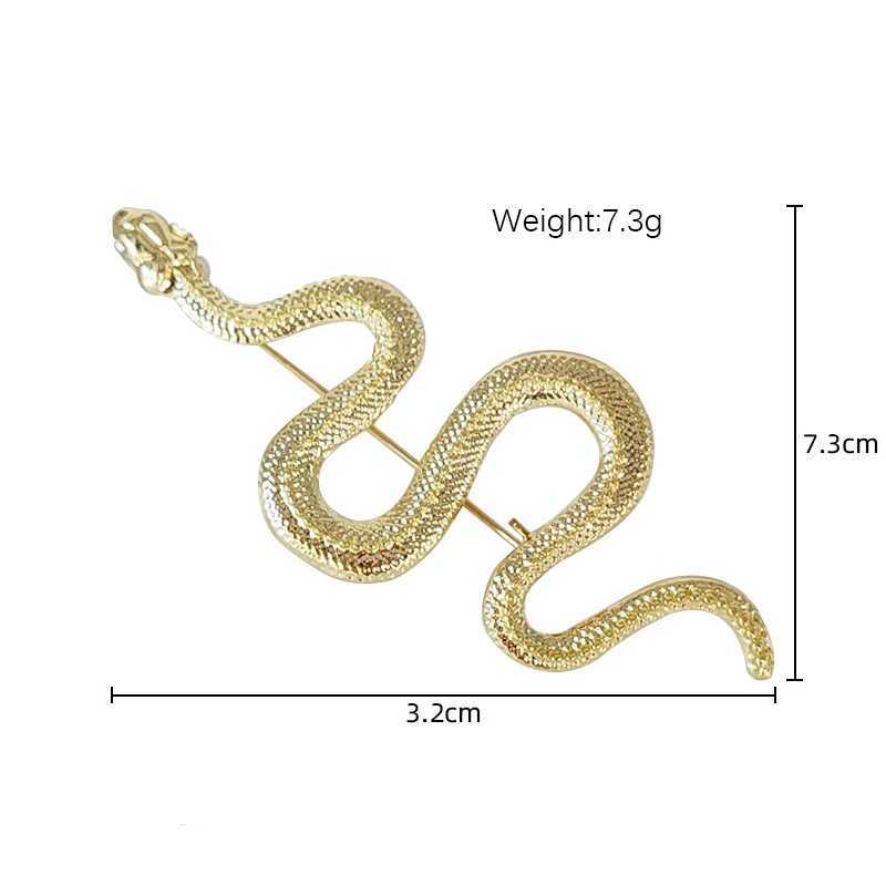 Golden artificial snake brooch female personality retro animal python badge brooch coat decoration brooch jewelry gift W240815