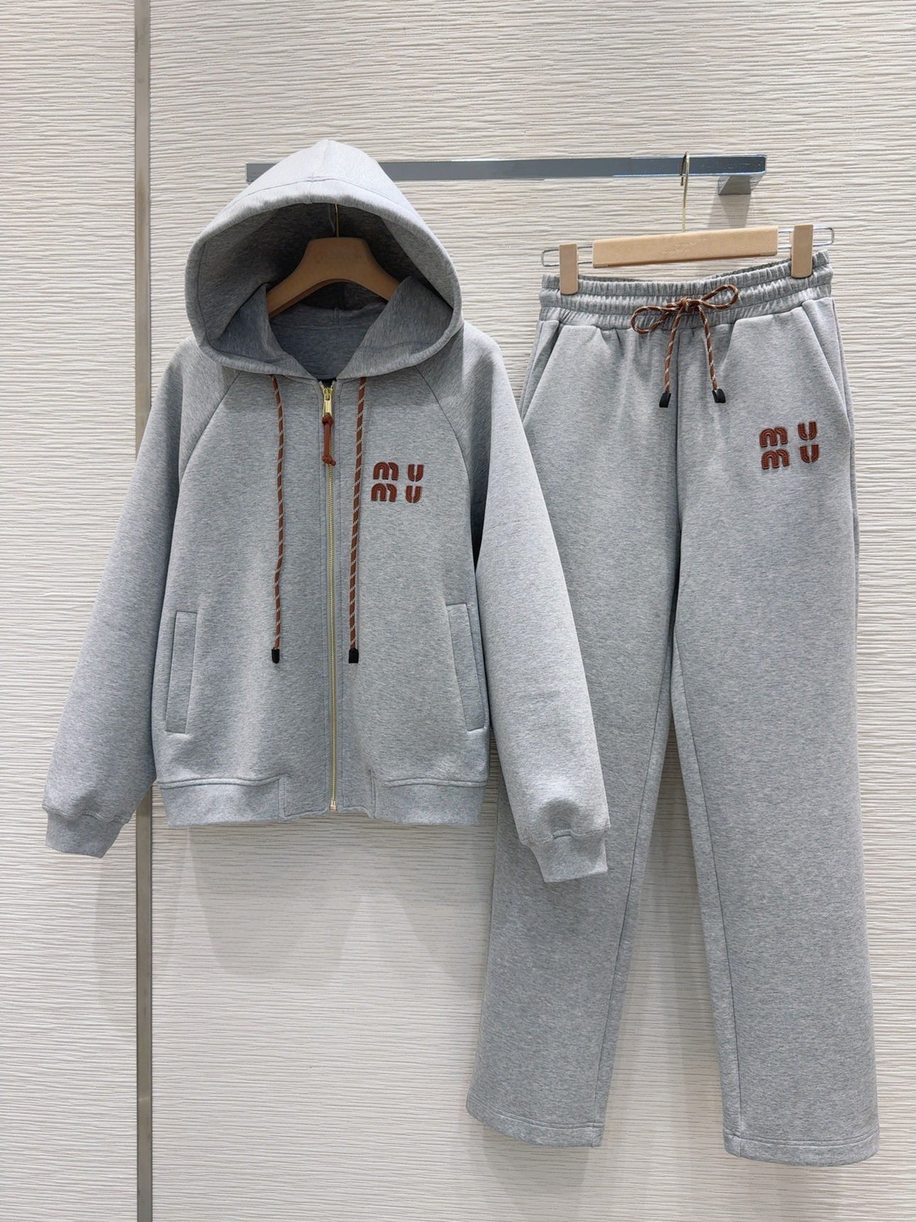 hoodie tracksuit designer women sportswear Designer fashion brand embroidery zipper coat outdoor leisure sports loose cotton hoodie pants twopiece set X250904