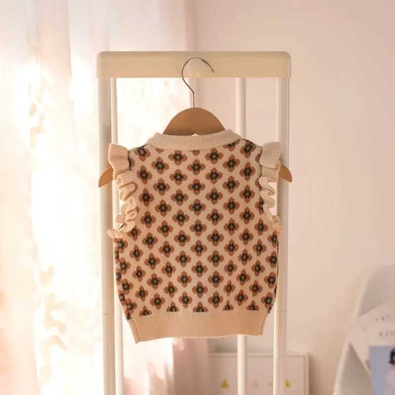 Autumn Girls Vest 2023 Sweet Childrens Sweater Lace Small Flower Baby Kids Coat Spring Single Breasted CardiganXJ240819