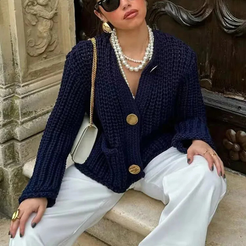 Spring Knitted Womens Casual Button Oneck Long sleeved Sweater Fashion Solid Loose Cardigan 240819