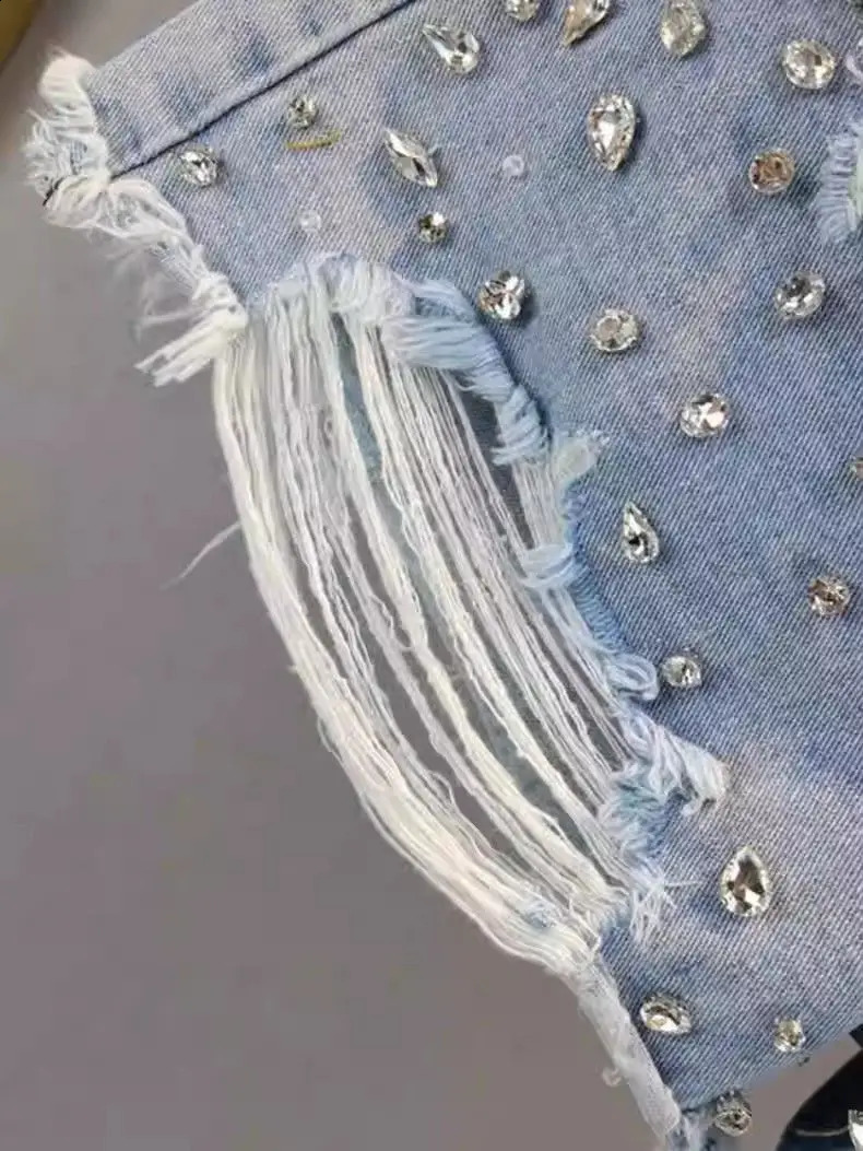 Fashion Diamond Hole Denim Shorts Summer 2024 Womens Sexy High Waist Jeans Booty Shorts 240820