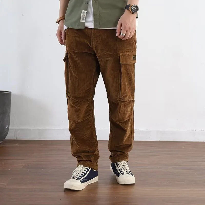 AutumnWinter Fashion American Vintage Corduroy Straight Barrel Multi Pocket Loose Versatile Handsome Mens Casual Pants 240819