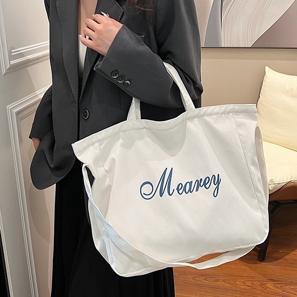 ISN leisure large capacity diagonal canvas crossbody lazy style class commuting soft bag lightweight and versatile shopping