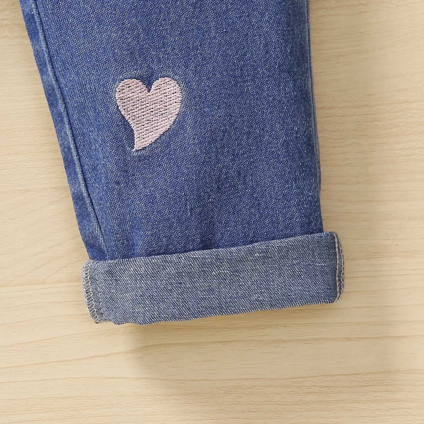 Preschool Girls Heart Embroidered Elastic Blue Denim Jeans Suitable for Summer Soft and ComfortableW240819