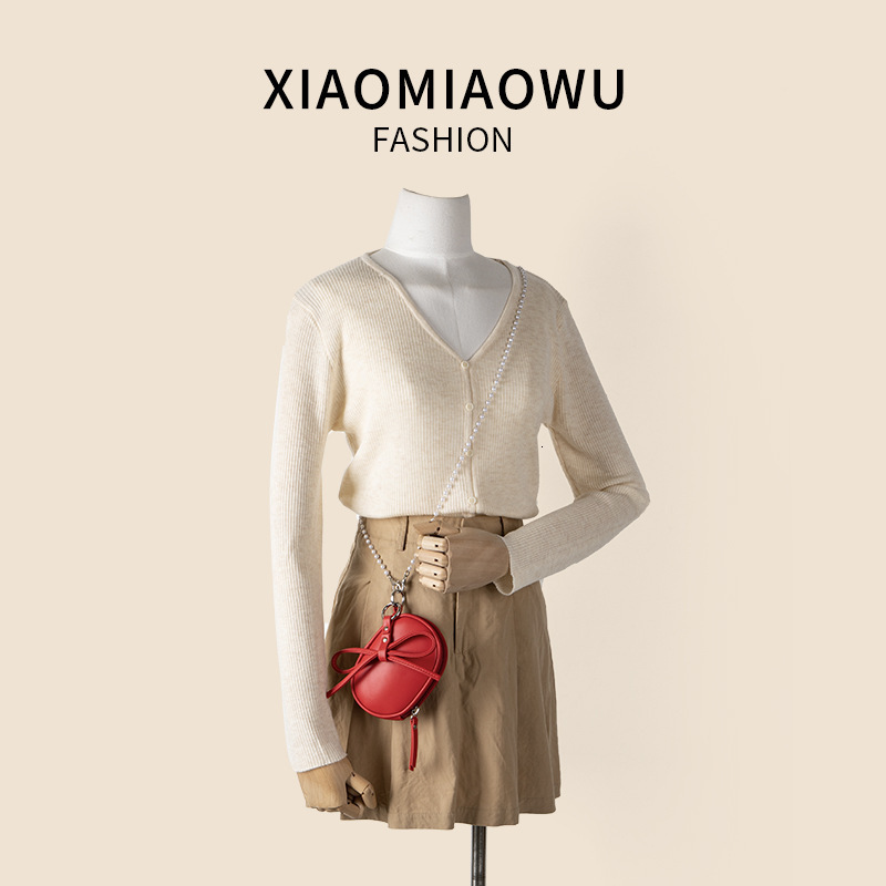 Pearl chain shoulder niche bow crossbody versatile fashionable women's bag, red envelope, small size, portable and mini