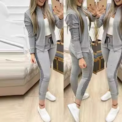 Autumn/winter New Long Style Sports and Leisure Zipper Splicing Grid Set Womens Clothing