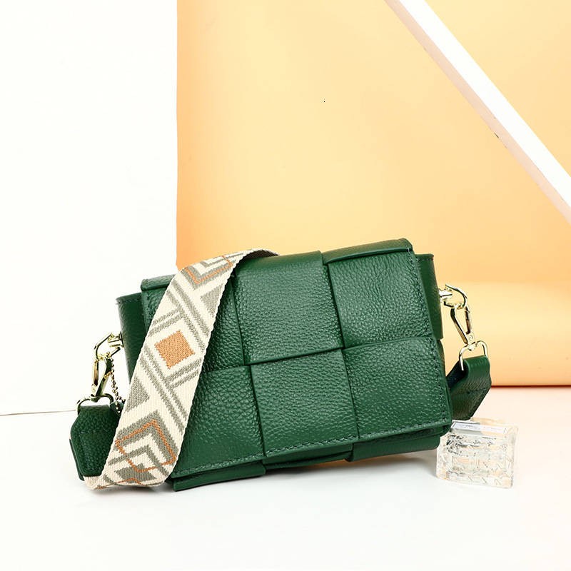 Woven genuine leather mini square new trendy layer cowhide crossbody bag, fashionable shoulder bag for women
