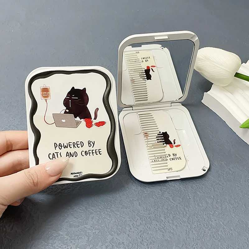 1PC Cartoon Cat Pattern Flip-Top Folding Makeup Mirror Portable Pocket Mirror Rectangle Cosmetic Mirror With Comb For Women Girl Y240819