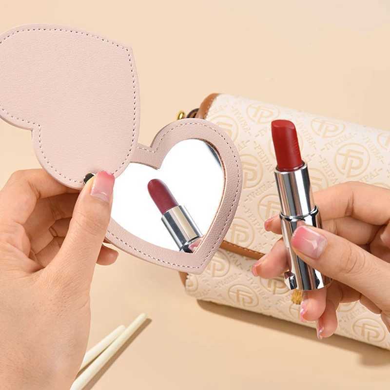 Heart Makeup Mirror Portable PU Cosmetic Mirror Folding Pocket Compact Mirror Travel Accessories Y240819