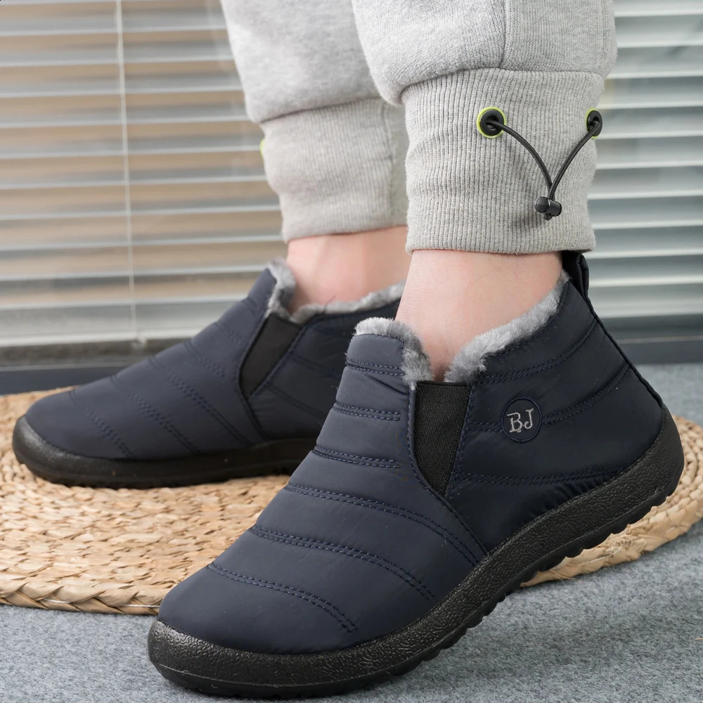 Winter Men Boots Waterproof Snow Boots Warm Fur Casual Men Shoes Antislip Ankel Boots Plush Cotton Shoes 240819
