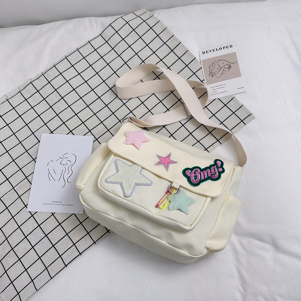 Women Kawaii Crossbody Bag Large Capacity Canvas Casual Satchel Bag Star Letter Applique Candy Color Leisure Travel Outdoor Bag 240819