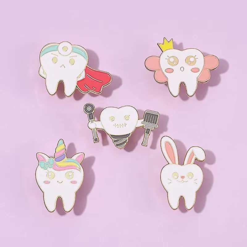Cute Rabbit Teeth Enamel Pin for Maintaining Oral Health Brooch Collar Badge Care Jewelry Gifts Dentist Doctor Wholesale W240815