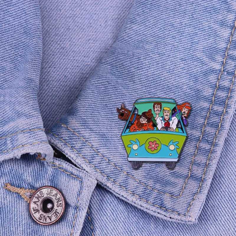 Interesting cartoon enamel pin panel valve mysterious machine Brooch zombie villain lapel metal badge keychain gift wholesale W240815