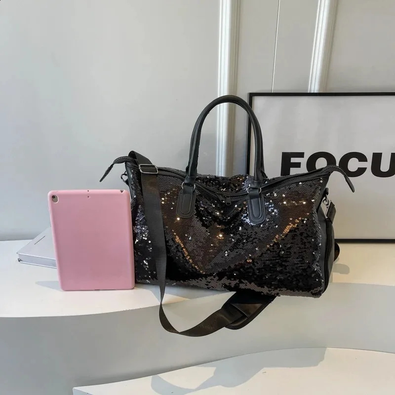 Selling Fashion Sequin Large Capacity Womens Shoulder Bag Fashionable Womens Handbag Travel Crossbody Bag 240819