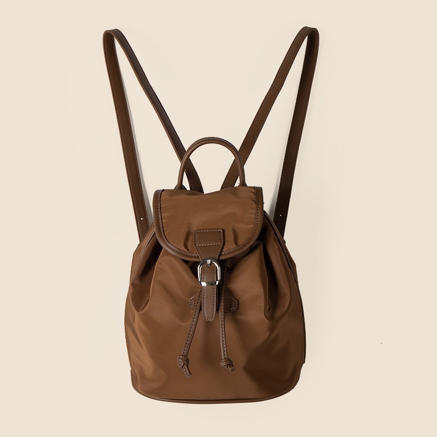 Leisure drawstring drawstring, large capacity nylon bag, high-end feel, flip cover, simple and fashionable Korean backpack for students