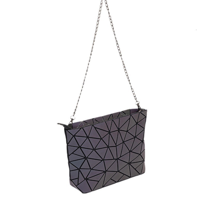 2024 new Lingge crossbody with high-end feel, large capacity, women's simple shoulder bag