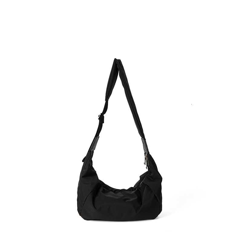 Summer crossbody nylon dumpling simple and niche commuting Korean version, versatile women's shoulder bag, large capacity, high-end feeling