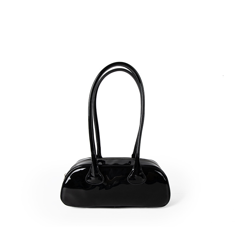 Korean version simple and fashionable solid color shoulder women's high-end feeling, western-style armpit bag, summer new item, niche PU stick ba