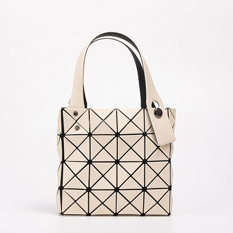 2024 new diamond grid women's niche high-end handbag with large capacity small square box tote bag