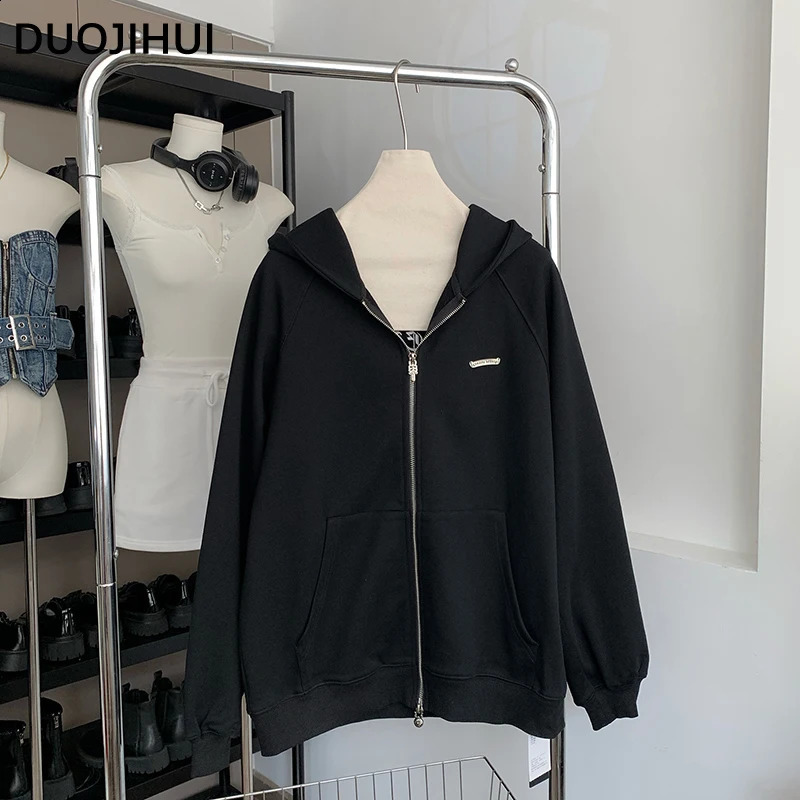 DUOJIHUI Black Chic Hooded Basic Loose Female Hoodies American Fashion Print Simple Casual Solid Color Long Sleeve Women Hoodies 240819