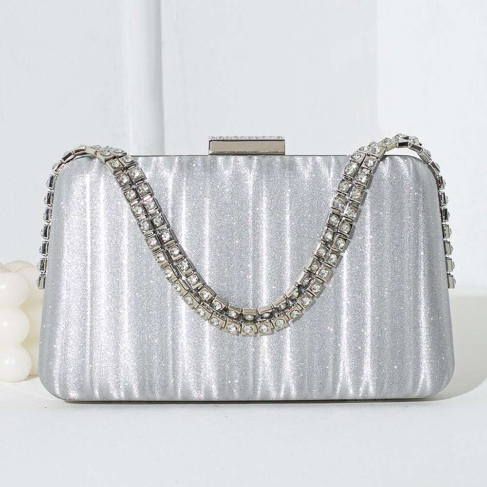New ladies' diamond studded hand-held banquet bag, clutch chain small square bag