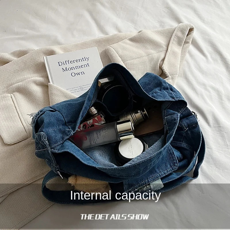 Cartoon Bear Washed Denim Postman Bag Forest Cute Commuting Shoulder Bag Fashionable Large Capacity Crossbody Tote Bag 240819