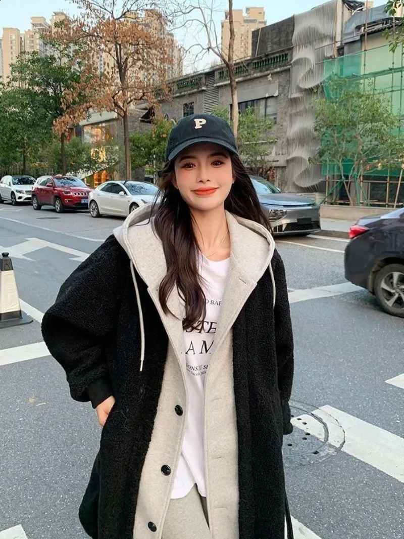 Chic Two Lambswool Hoodie Womens AutumnWinter Collection Thick Premium Open Collar Woolen Sweater Long Clown Plush Coat 240814