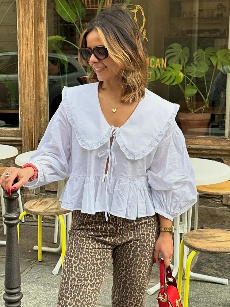 Fashion collar doll womens shirt spring fashion lantern long sleeved lace top cut 240819