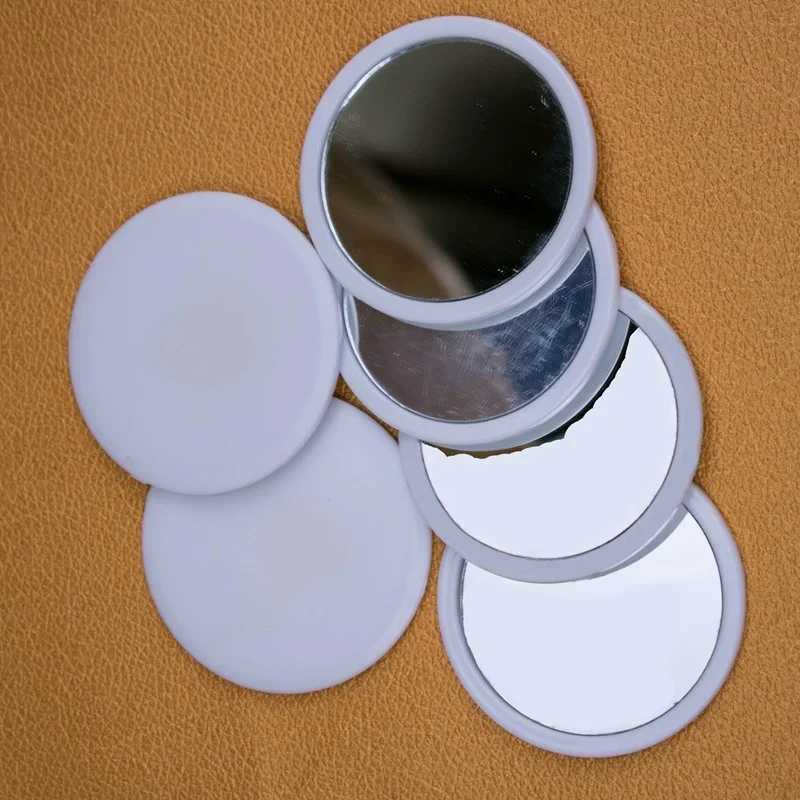 Exquisite Cute Plastic Makeup Small Mirror Tinplate Mini Mirror Makeup Portable Small Round Mirror Makeup Tools Y240819