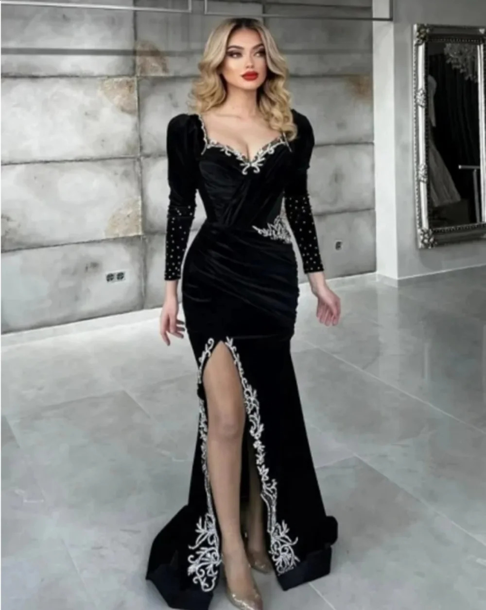 Sexy Black Mermaid Formal Dress Sweethear Neck Long Sleeves Sequins Crystal Velvet Evening Dress Floor-Length Prom Party dress 240819