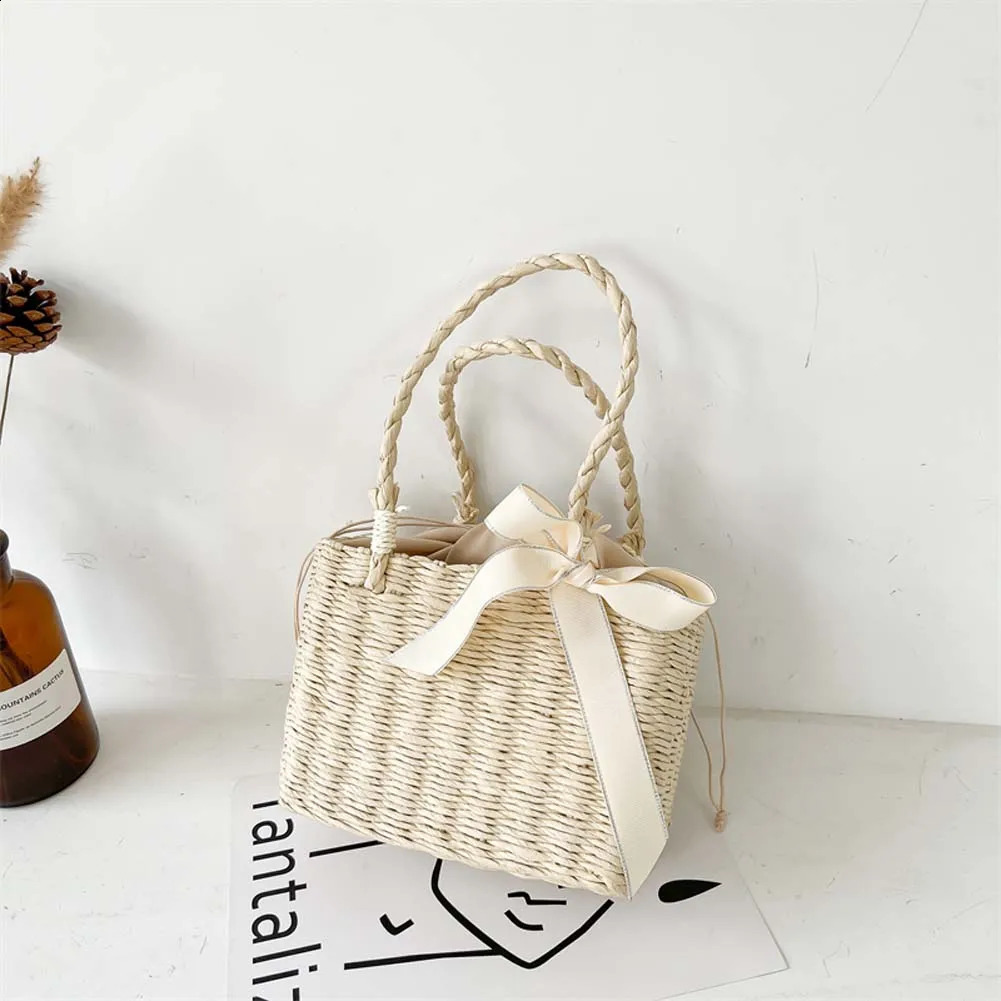 Beach Handmade Woven Portable Tote Bag Fashion Rattan Silk Ribbon Basket Handbag 240819