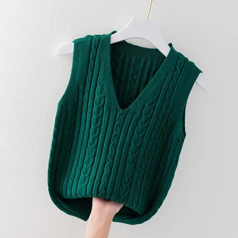 Knitted Womens Fashion Sweater Vest Spring and Autumn Style Loose Sleeveless Underwear Top 240819