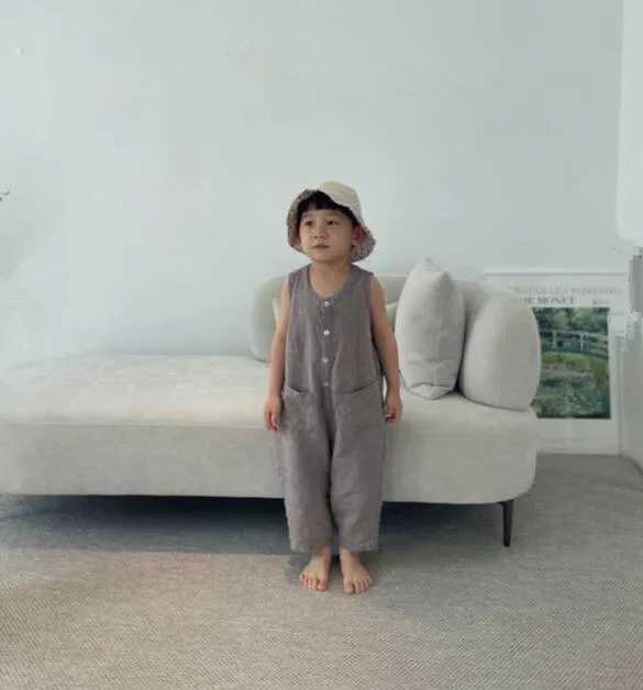 Japanese summer childrens jumpsuit baby boys and girls cotton and linen pocket one button ordinary casual jacket W240806