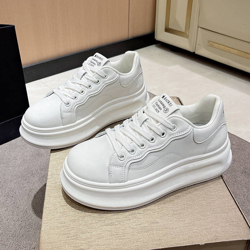 Ddmysports Thick Soled Sponge Cake White For Women Spring New Korean Version Board Shoes Lightweight Small Eye Catching Casual Sports OUTDOOR