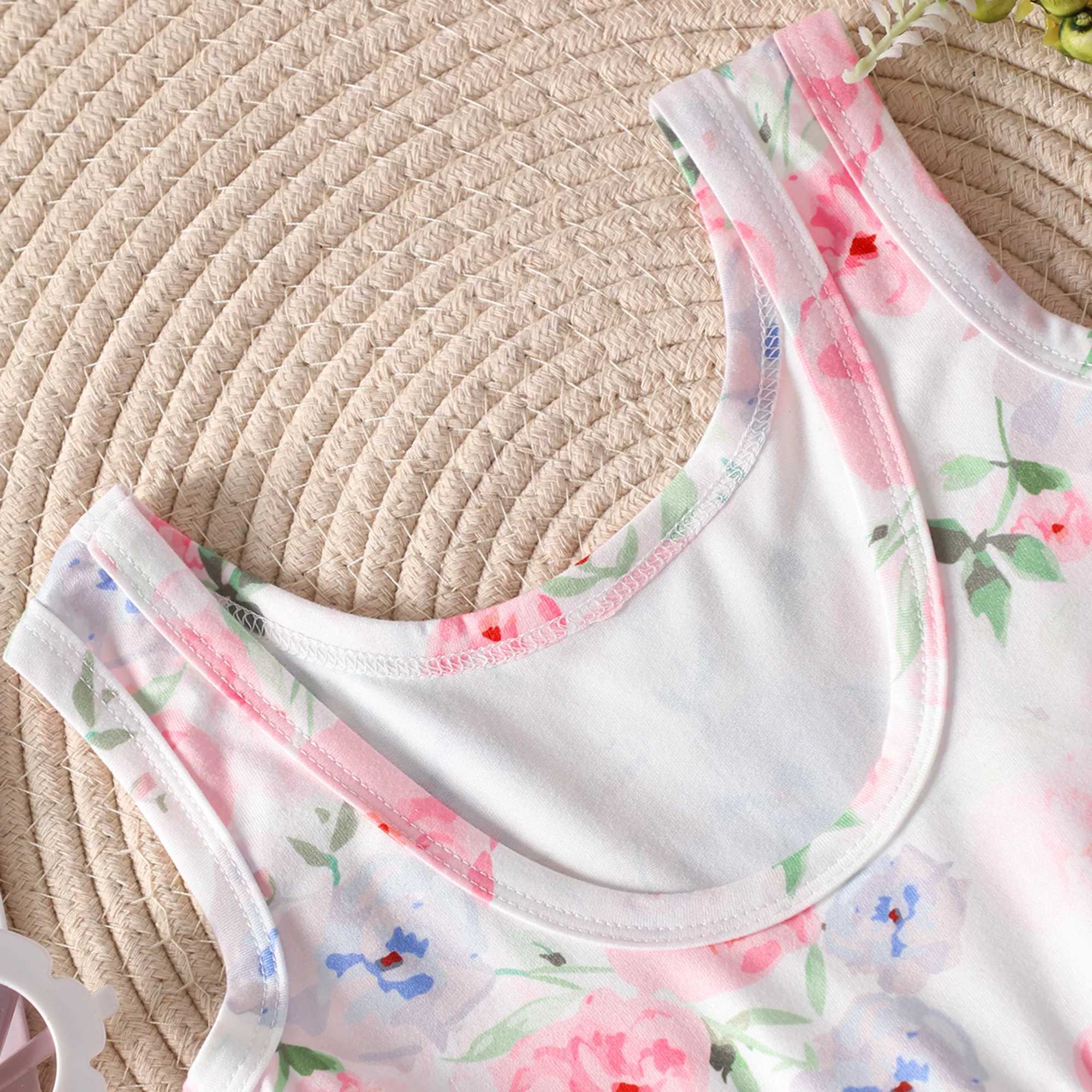 Cute girl floral jumpsuit dreamy floral print sleeveless jumpsuit for summer holiday gift parties W240806
