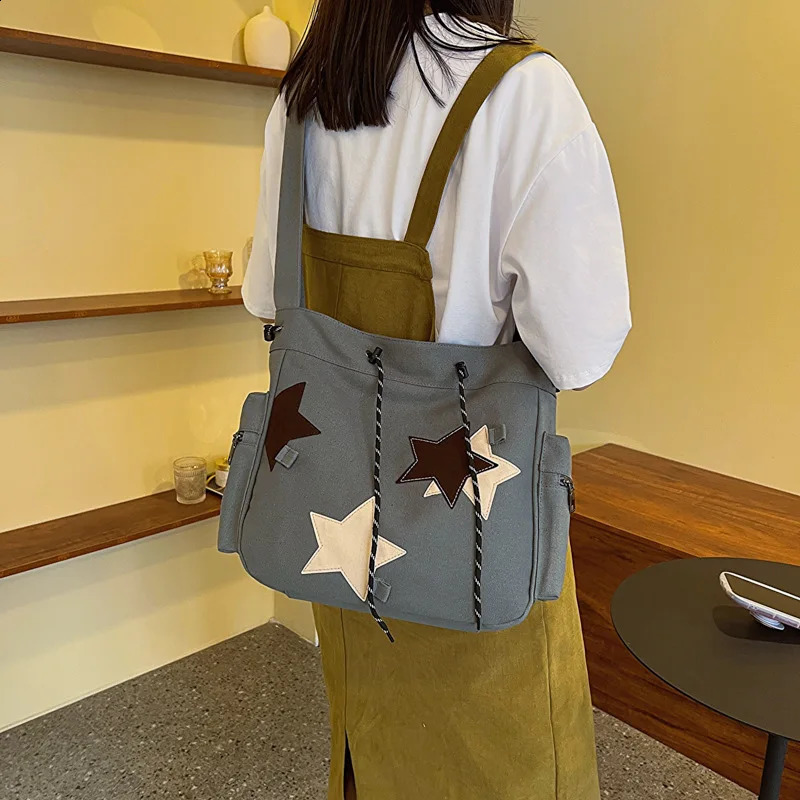 SCOFY FASHION Vintage Canvas Crossbody Bags for Women X-mas Cute Messenger Bags School Bag Purses and Handbags 240819