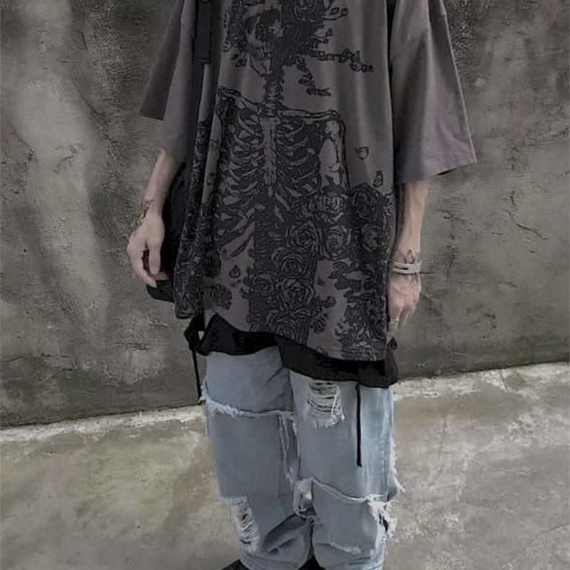 Men T-shirts Summer Streetwear High Street Gothic Skull Tshirt Loose Oversized Short-sleeved T shirt Dark Anime Men Y2k Top 240819