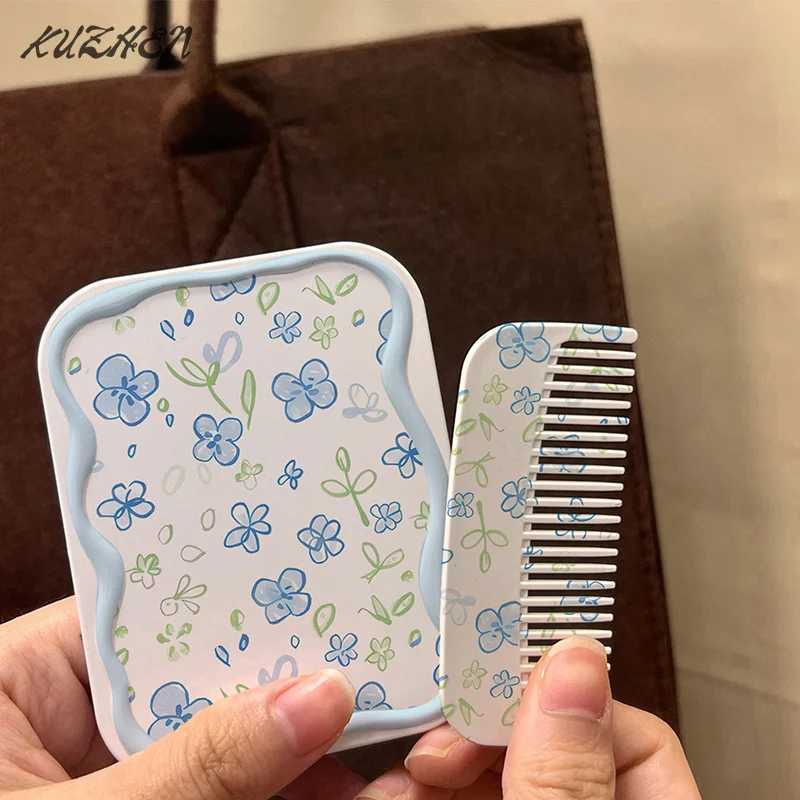 Cartoon Blue Flowers Pattern Flip-Top Folding Makeup Mirror Portable Pocket Mirror Rectangle Cosmetic Mirror With Comb For Women Y240819