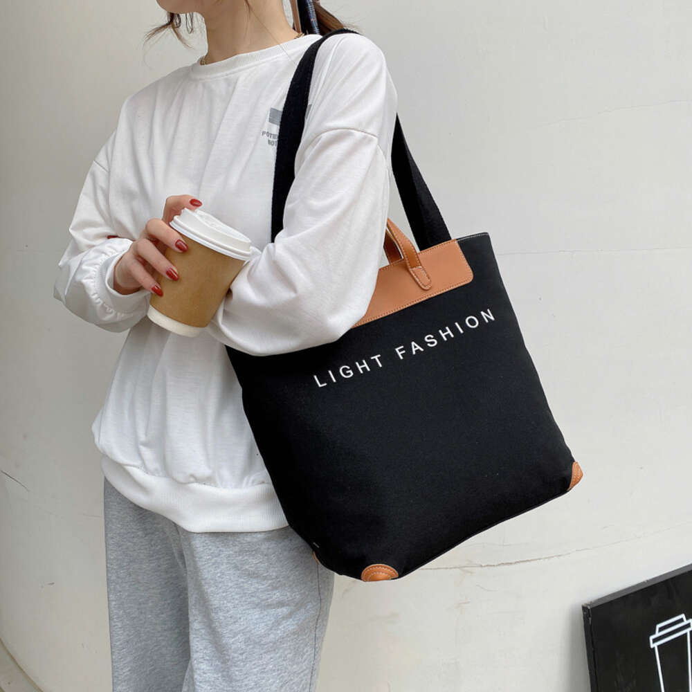 Leisure Korean trendy handbag, casual commuting shoulder college and high school big bag, women's canvas bag