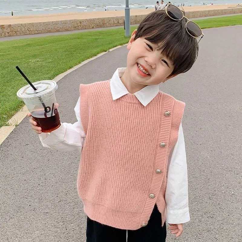 Kids Vests 2024 Autumn Childrens New Style Knitted Vest Korean College Style Sleeveless Knitted Sweater Boys Knitted VestXJ240819