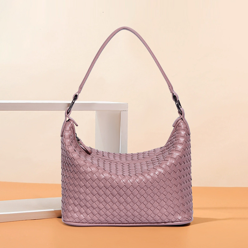 Light New Moon Woven Handheld Large Capacity Underarm Simple and Luxury Women's Bag